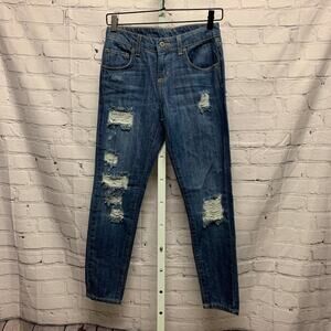 CARMAR - Distressed Jeans